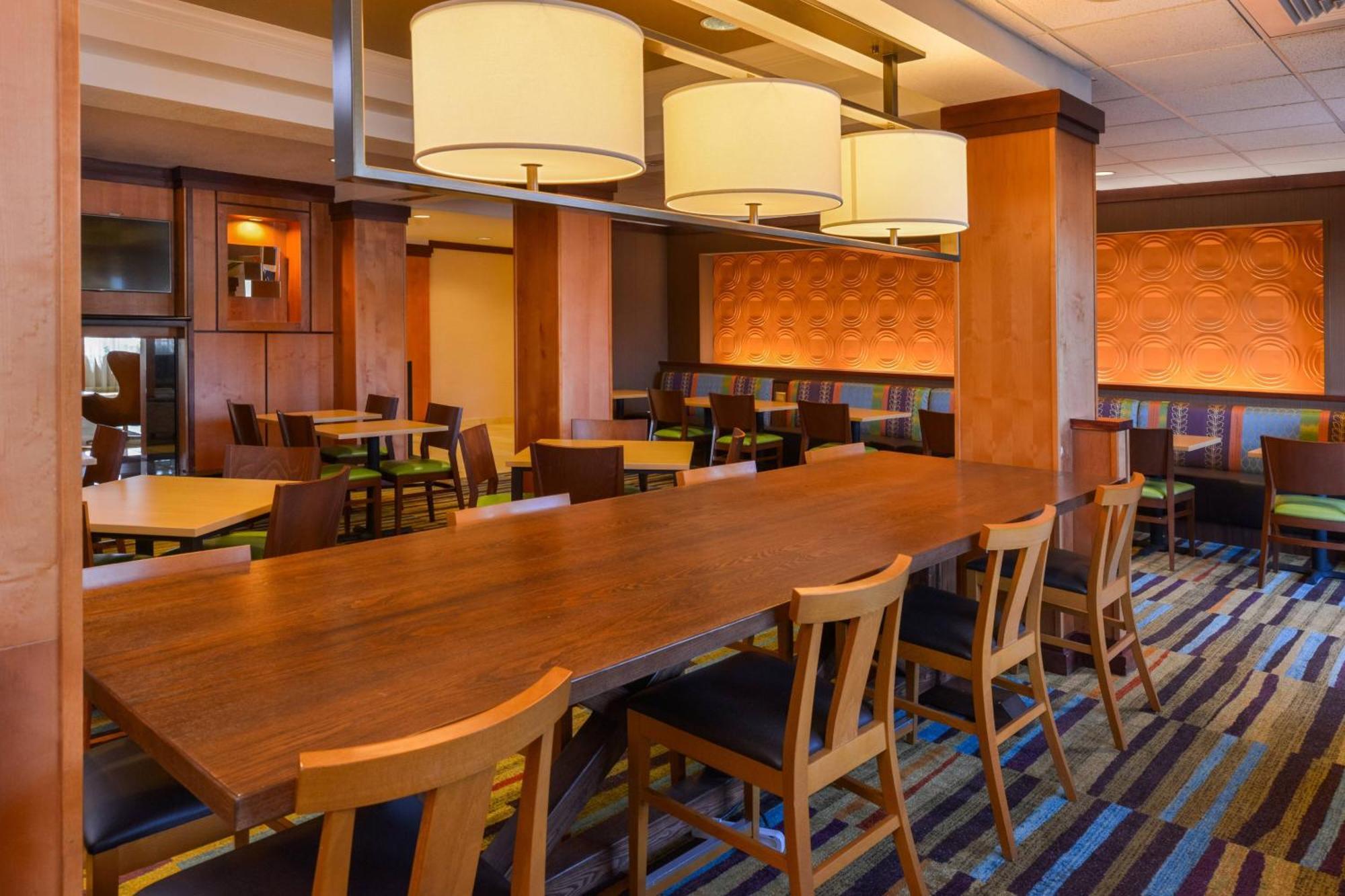 Fairfield Inn & Suites Santa Maria Bagian luar foto
