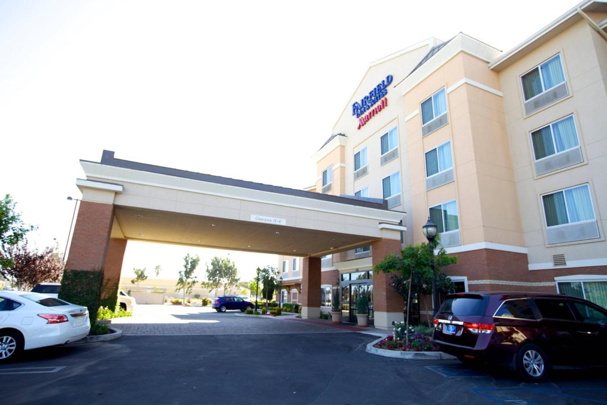 Fairfield Inn & Suites Santa Maria Bagian luar foto