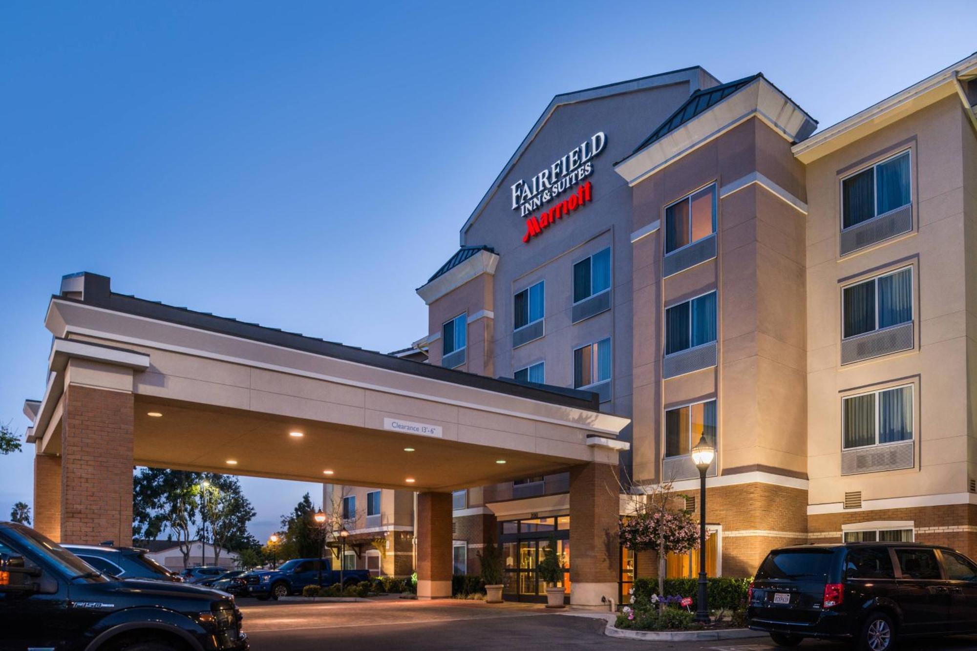 Fairfield Inn & Suites Santa Maria Bagian luar foto