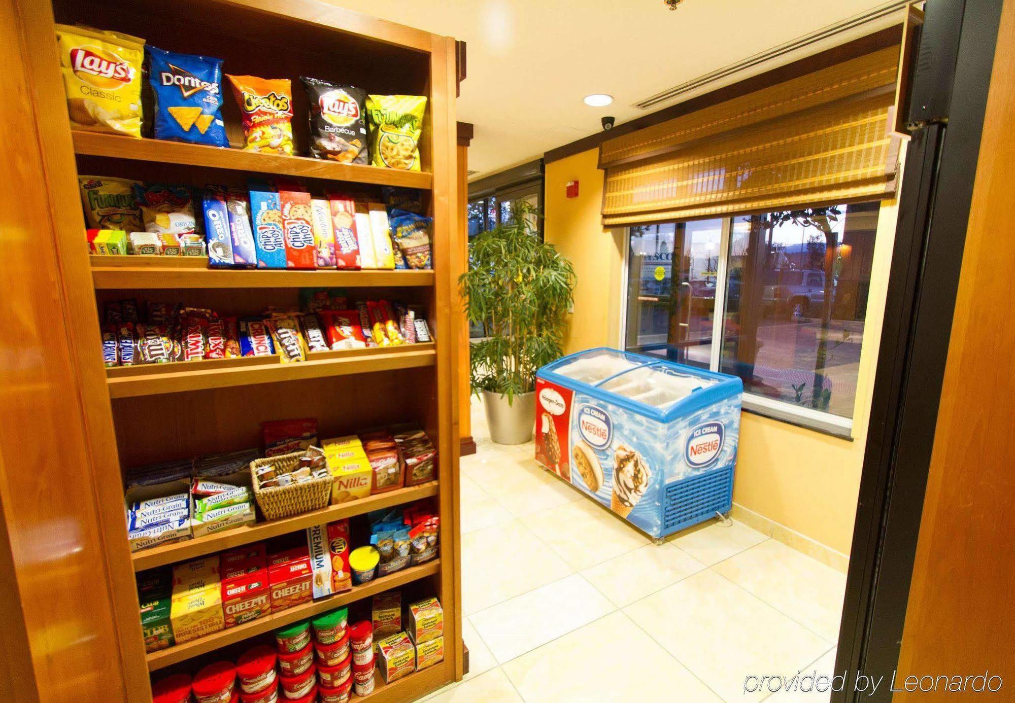 Fairfield Inn & Suites Santa Maria Bagian luar foto